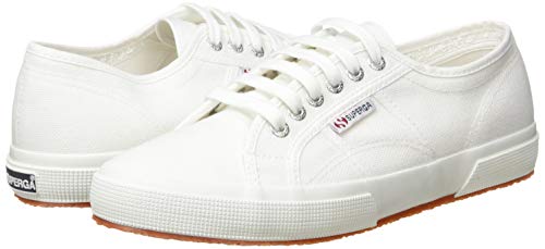 Baskets en toile blanche casual Superga avec plate forme