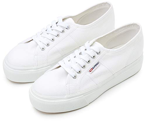 Baskets en toile blanche casual Superga