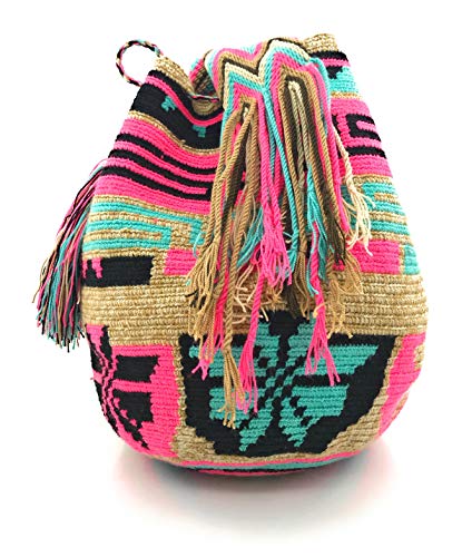 Sac Wayuu badouilière fait main avec motifs tribaux original