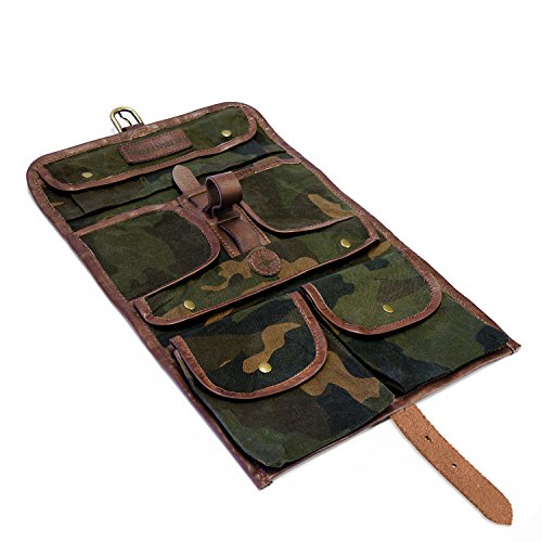 La trousse de toilette homme en toile camouflage Drakensberg et en cuir pleine fleur qui peut être suspendue 